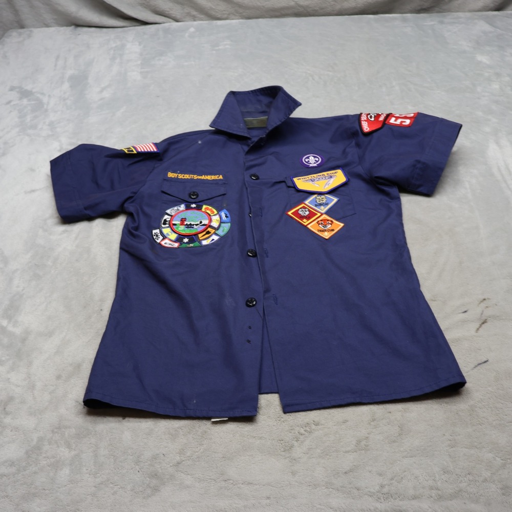 Boy Scouts of America Uniform Shirt Youth Medium Seattle Chief Merit Patches